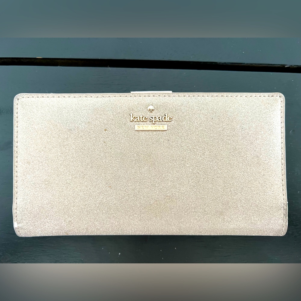Kate spade slim bifold wallet